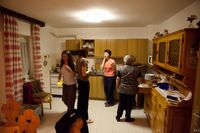 2012:02:02 13:12:10
0.7 megapixels
S: 1/80 sec
A: F/3.5
ISO: 6400
